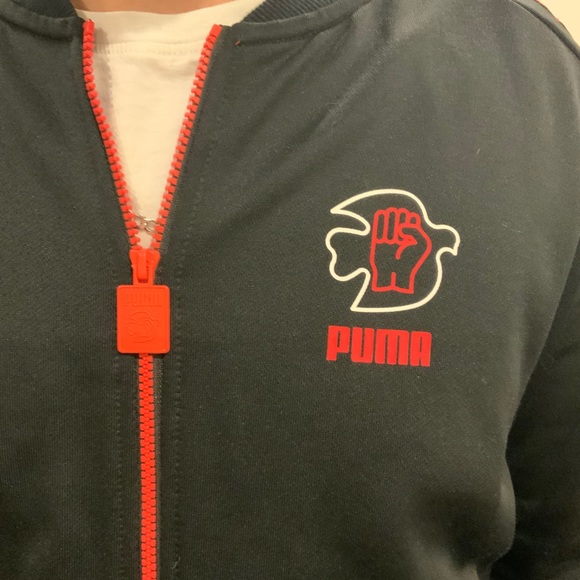 Puma “POWER THROUGH PEACE” zip up bomber jacket. - Picture 4 of 7